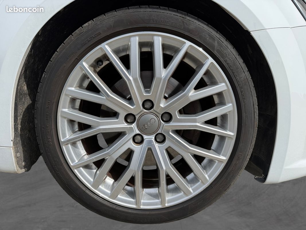 AUDI TT S LINE S TRONIC 180Ch Garantie 12 mois (image 18)