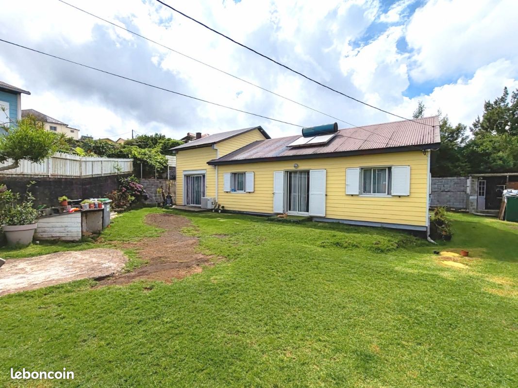 Maison 5 pièces 120 m² · au Tampon · 120 m² · 260 000 €