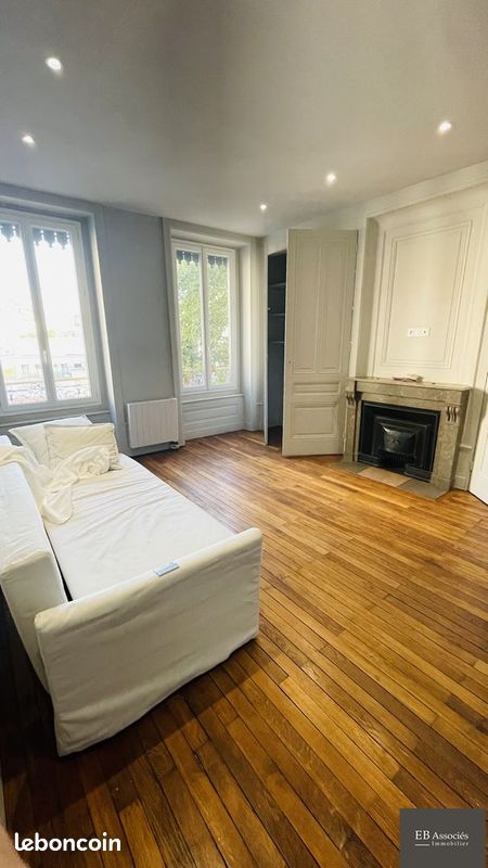 Appartement 2 pièces 48 m² · à Lyon · 48 m² · 830 €/mois