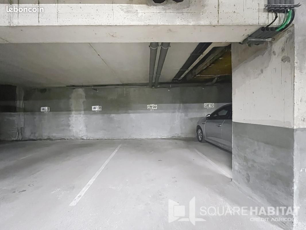 Parking Rennes · 100 €/mois