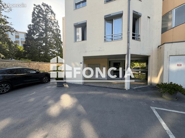 Appartement 4 pièces 88 m² · à Besançon · 88 m² · 985 €