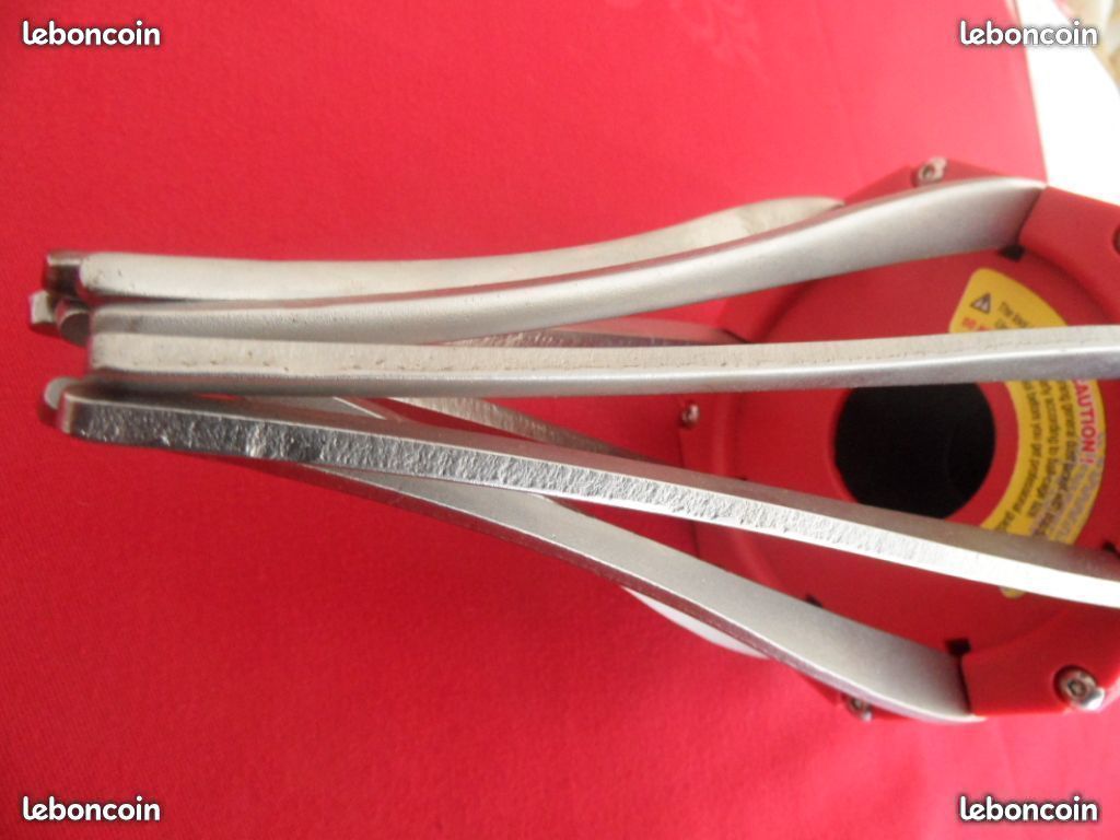 Expendeur ou expandeur de soufflet de cardan de voiture - Bricolage