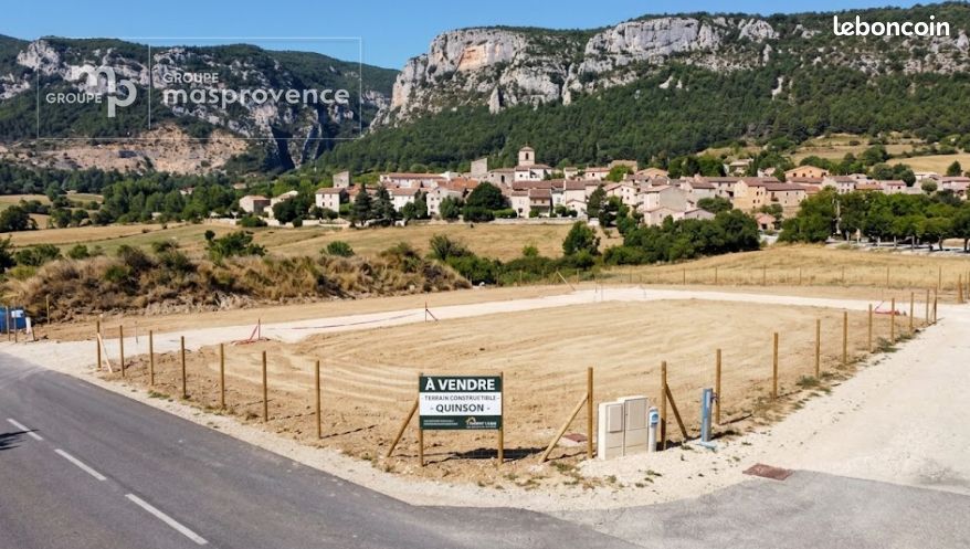 Terrain à bâtir de 642 m² à QUINSON (04) · 89 000 €