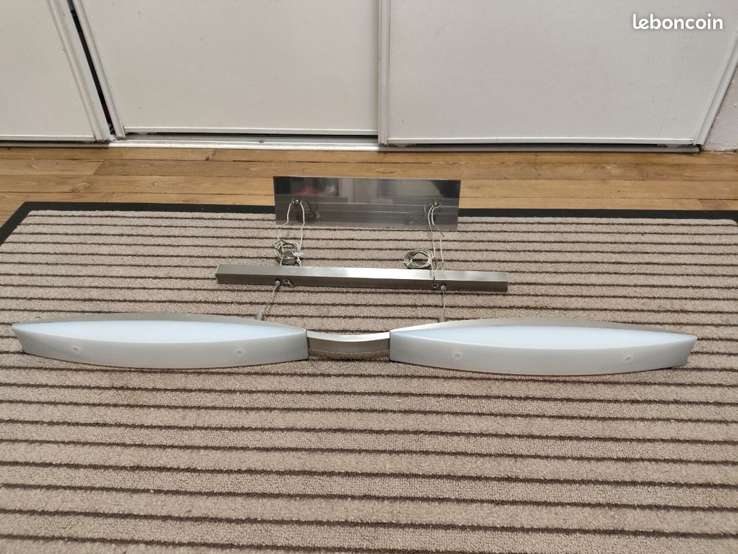 Lumière dessus de table (image 1)