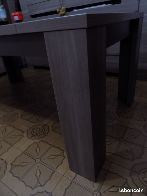 Table rectangle (image 4)
