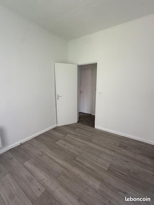 Appartement 2 pièces 40 m² · à Aulnay-sous-Bois · 40 m² · 830 €/mois
