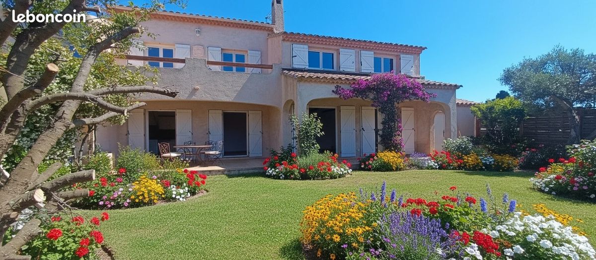 Maison 6 pièces 156 m² · à Sanary-sur-Mer · 156 m² · 790 000 €
