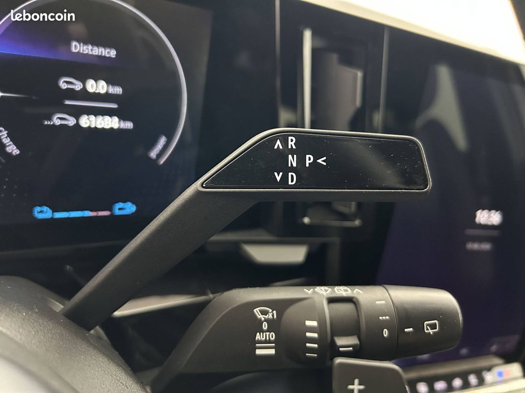 RENAULT Austral E-Tech hybrid 200 Techno (image 13)