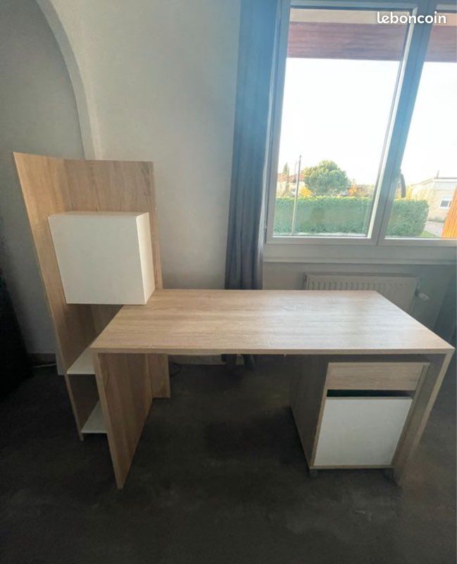 Bureau de chambre (image 1)