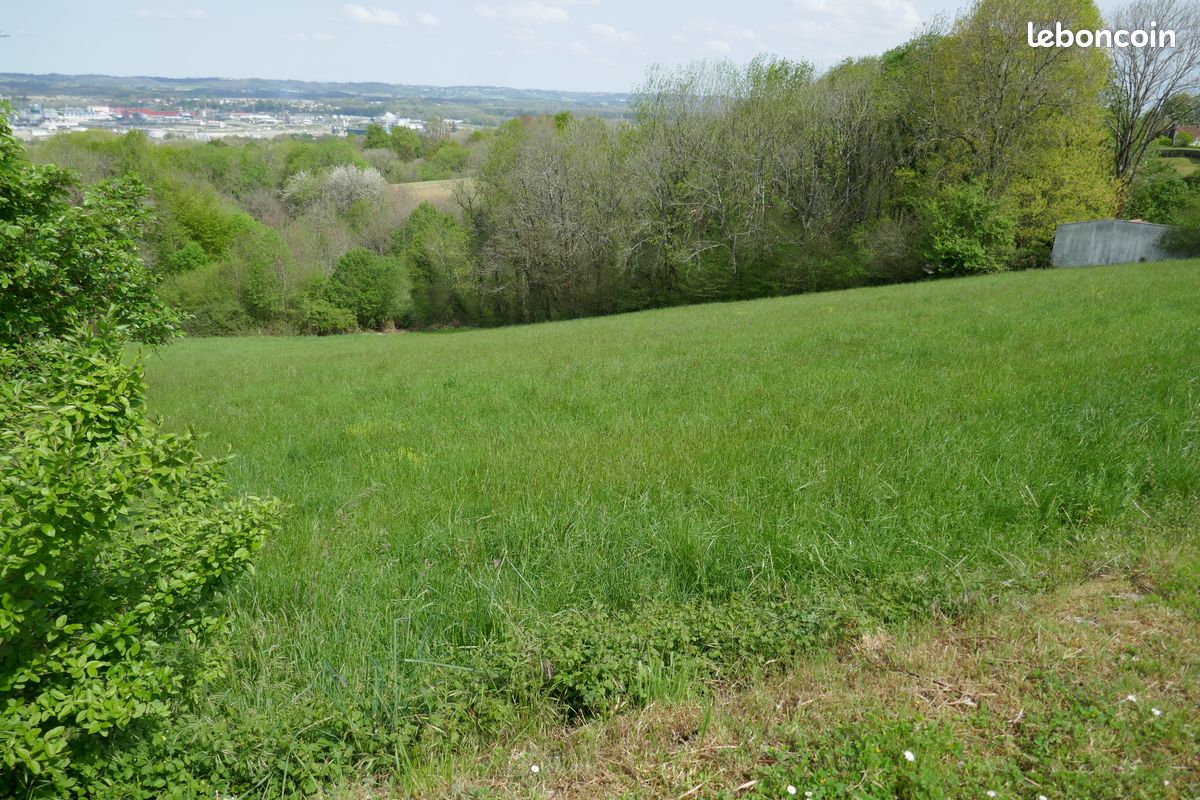 Terrain constructible · à Lagor · 52 000 €