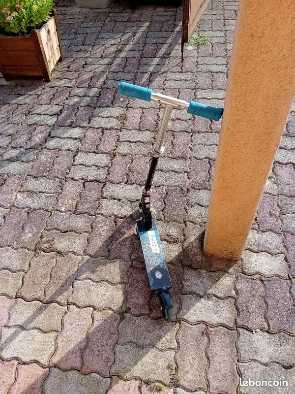 Vélos + trottinettes (image 10)