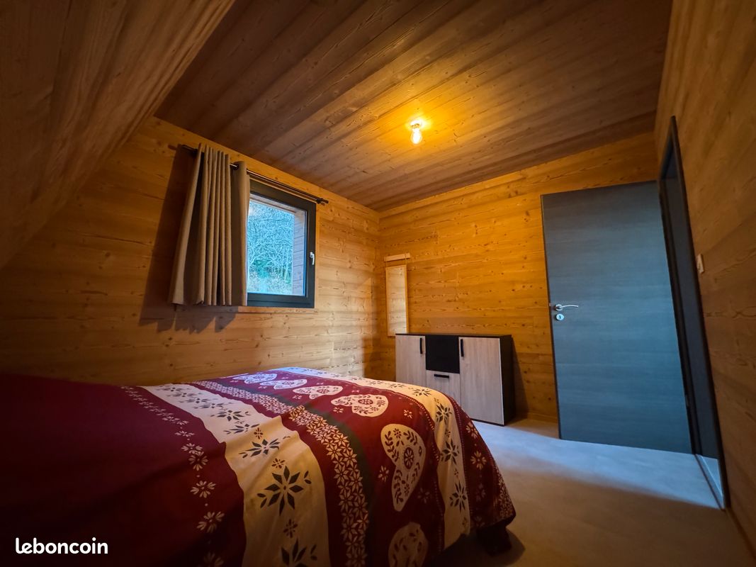 Chalet (image 9)