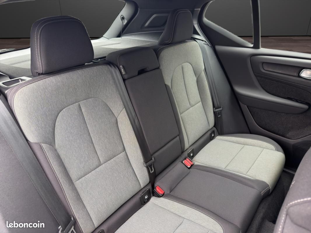 Volvo XC40 T4 Recharge 129+82 ch DCT7 Start (image 12)