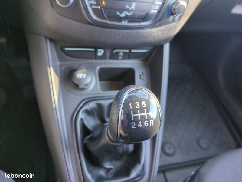 Ford Transit Courier 1.0E 100ch Stop&Start Trend (image 18)