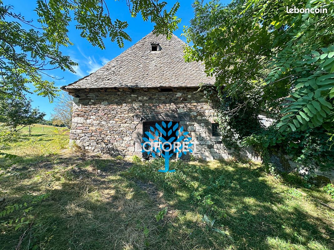 Maison 2 pièces 250 m² · à Taussac · 250 m² · 39 900 €