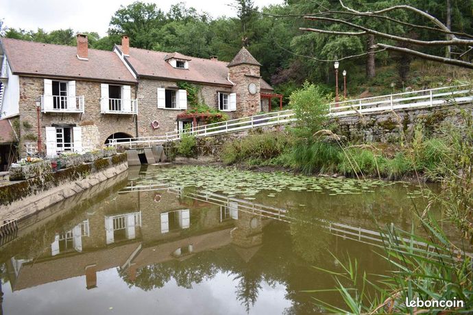 Moulin 8 pièces 250 m²