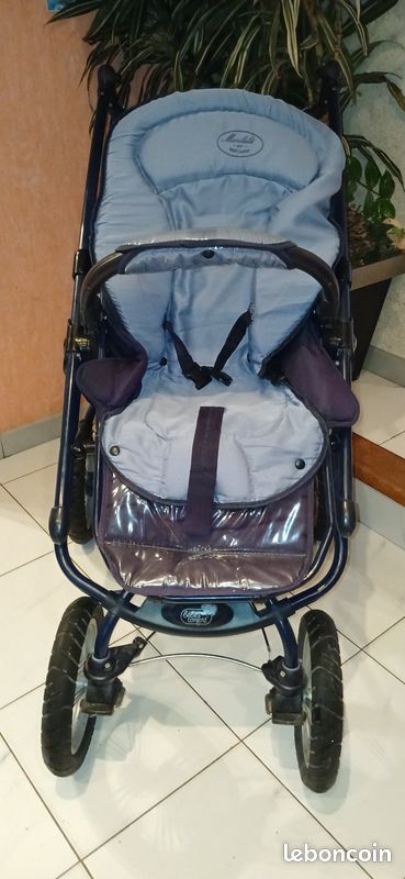 Vends poussette Bébé Confort Trophy Air 4 (image 1)