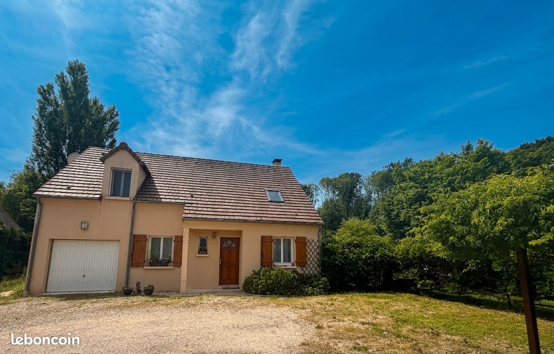 Maison 5 pièces 102 m² · à Émancé · 102 m² · 367 800 €