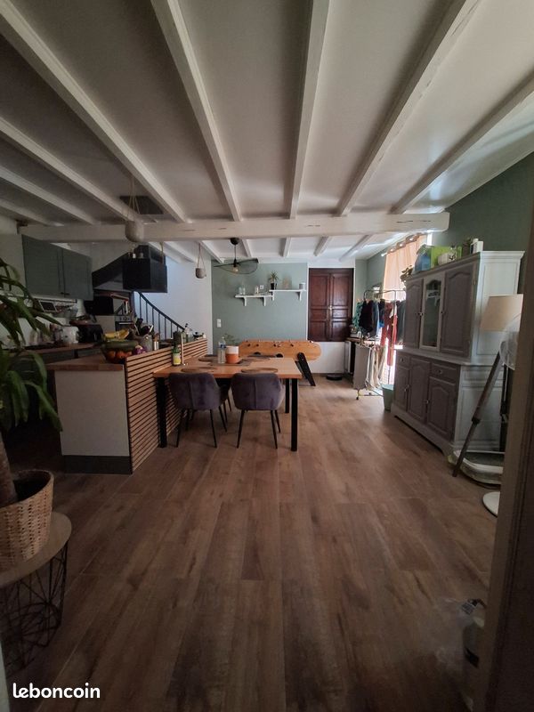 Maison 14 pièces 272 m² · à Châteauneuf-sur-Charente · 272 m² · 360 000 €