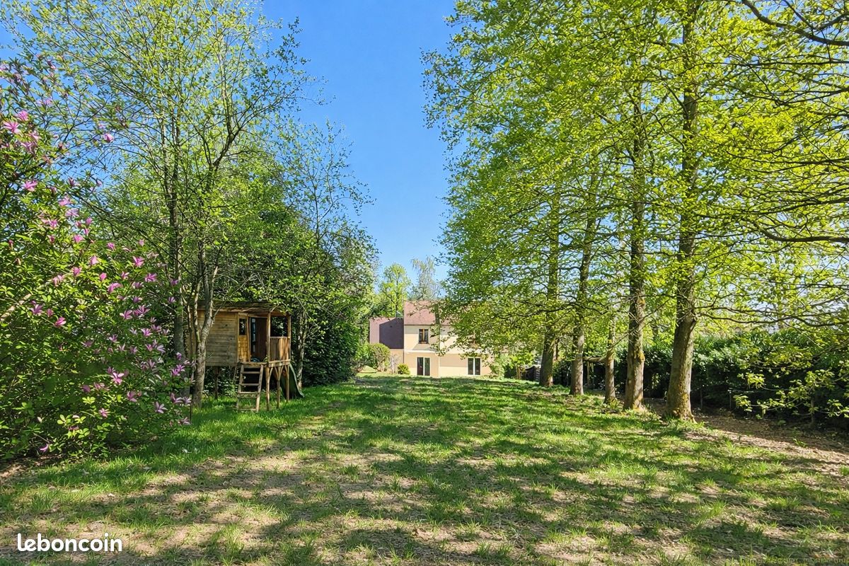 Maison 5 pièces 101 m² · à Gambais · 101 m² · 330 000 €