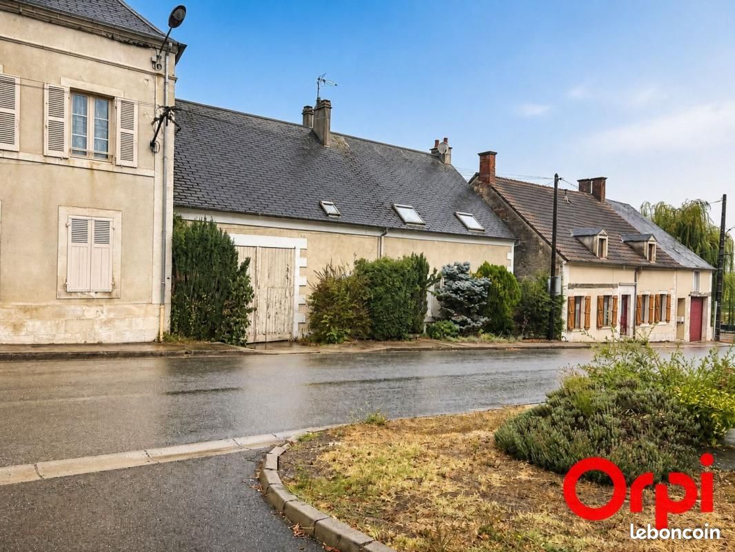 Maison 4 pièces 93 m² · à Vallenay · 93 m² · 59 000 €
