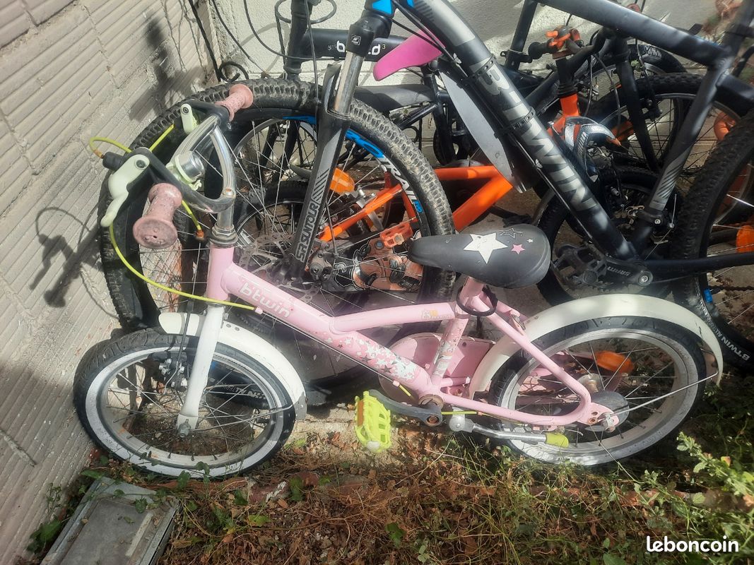 Vélo enfant 6-7 ans (image 1)