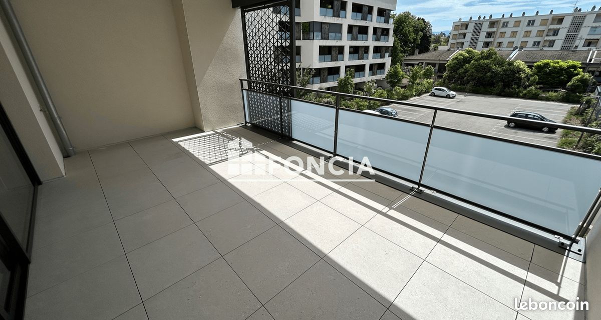 Appartement 3 pièces 79 m² · à Valence · 79 m² · 990 €/mois