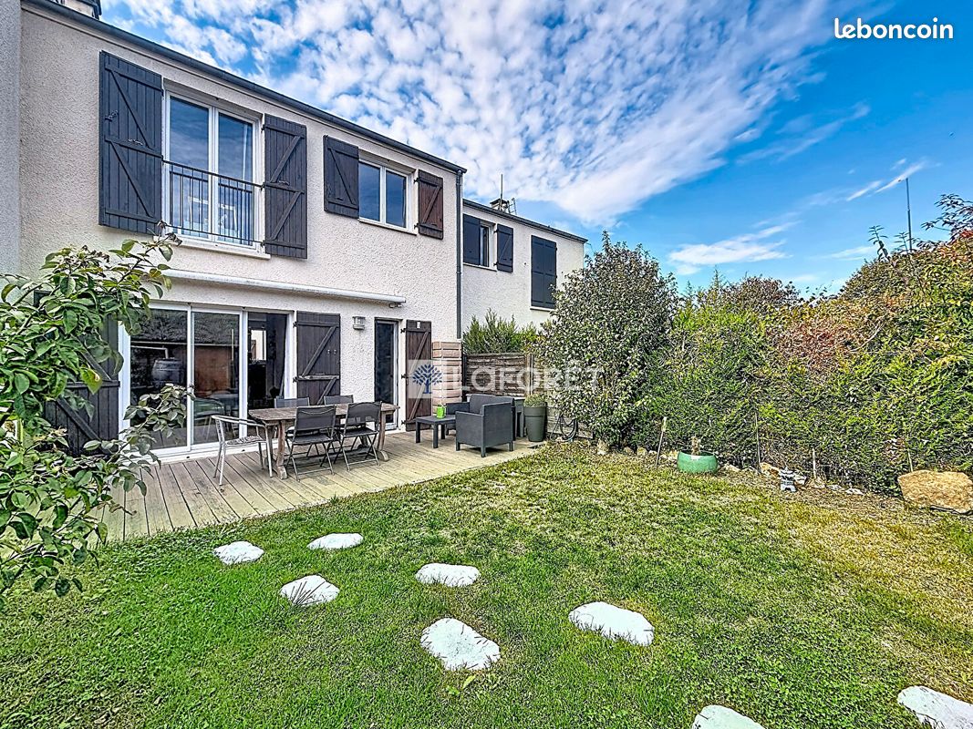 Maison 5 pièces 106 m² · à Saint-Cyr-l'École · 106 m² · 485 000 €