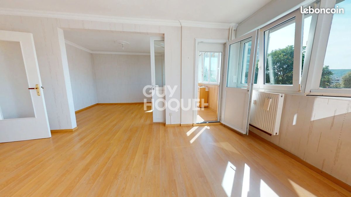 Appartement 5 pièces 92 m² · à Vesoul · 92 m² · 800 €