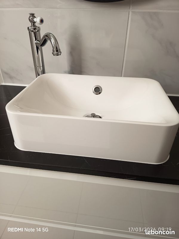 Meuble vasque avec robinet (image 11)