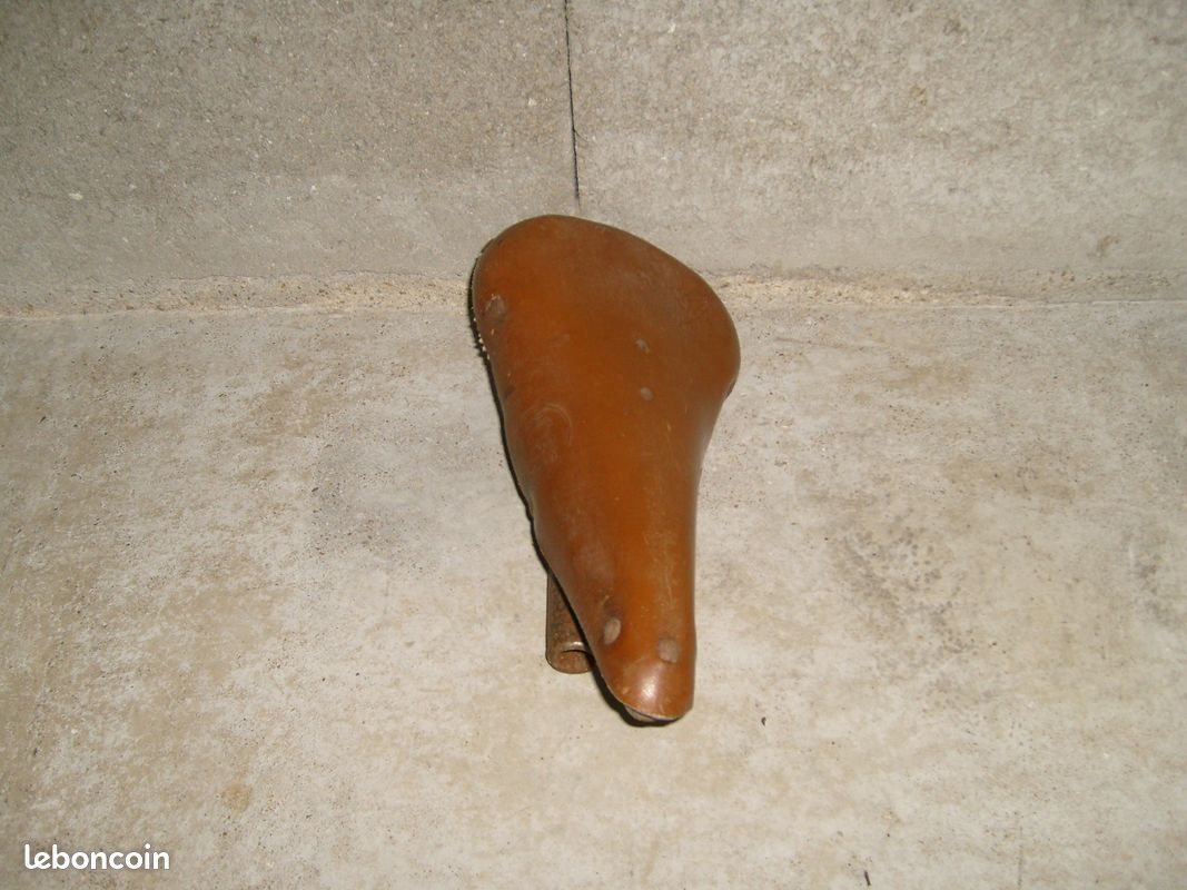 Selle De Vélo Ancienne TALBOT En Cuir, Fabrication Française, Pour Cyclotourisme