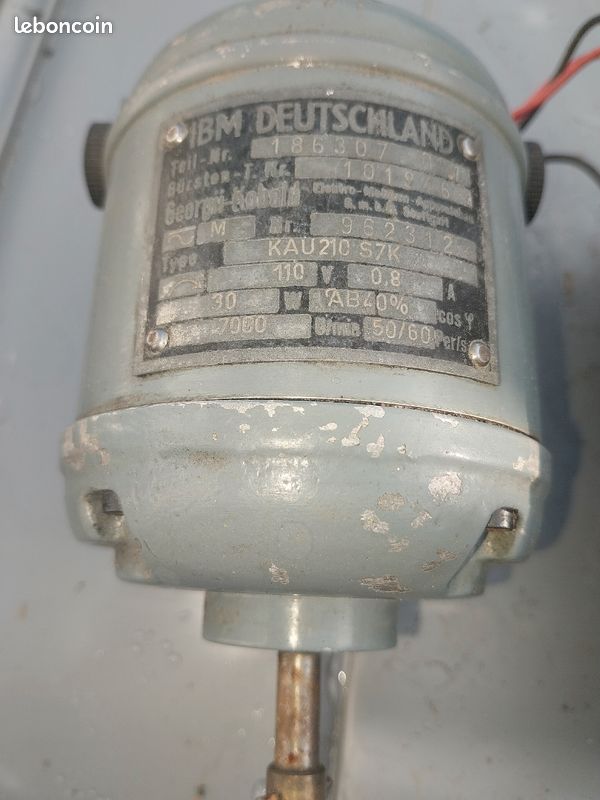 Rare Berline Vaty En Fonte D'aluminium Très Lourde - Moteur électrique - 31 Cm