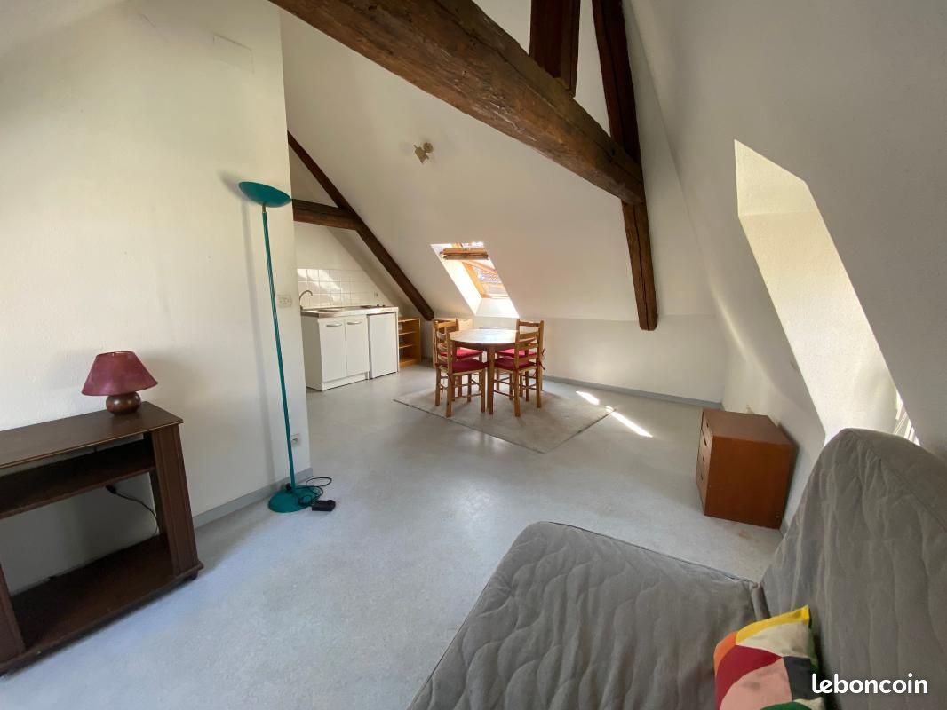 Appartement 1 pièce 15 m² · à Metz · 15 m² · 435 €