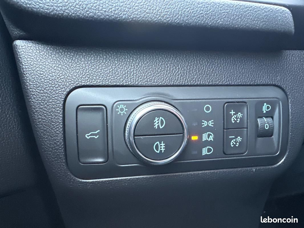 Ford Kuga 1.5 EcoBlue 120 S&S BVA8 ST-Line (image 33)