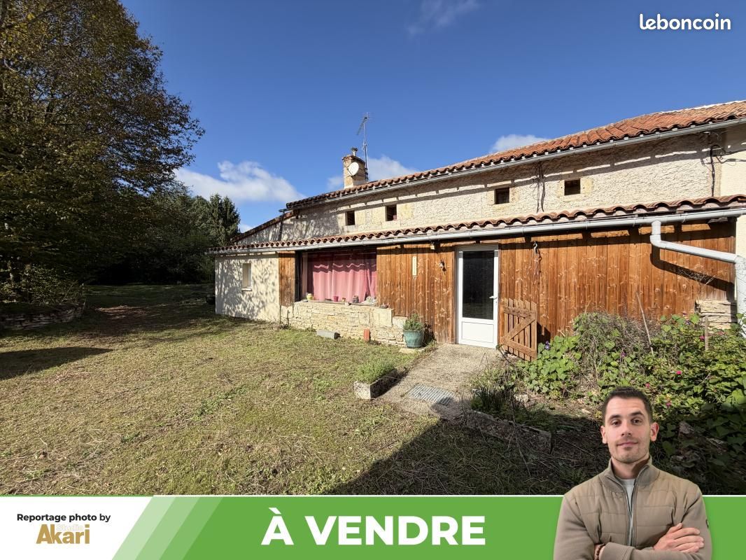 Maison 6 pièces 185 m² · à Champniers · 185 m² · 44 500 €