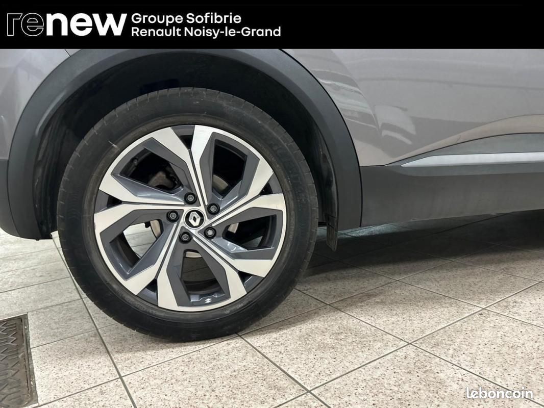Renault Captur E-Tech 145 - 21 R.S. Line (image 14)