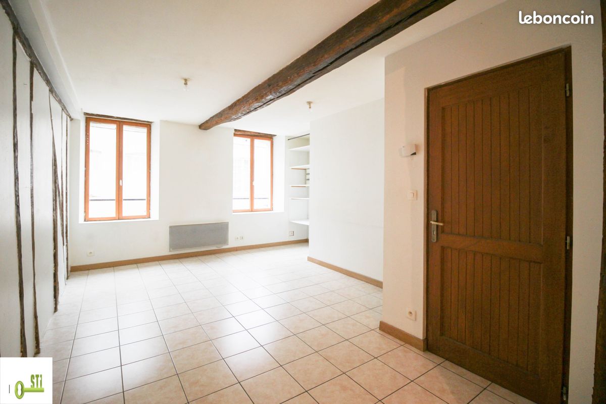 Appartement 2 pièces 40 m² · à Châtillon-Coligny · 40 m² · 450 €/mois