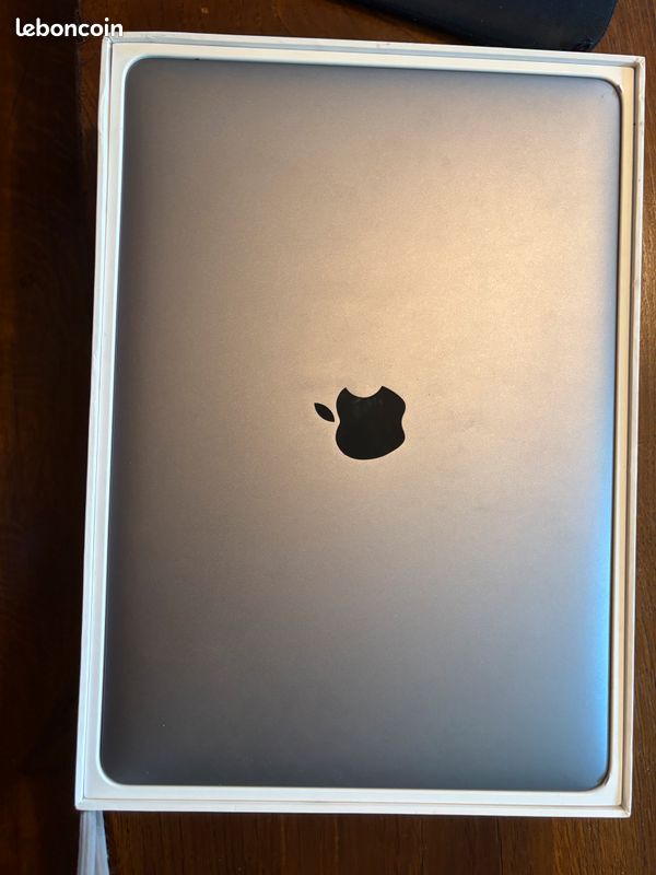 MacBook Pro 13" 2019 - Écran HS mais fonctionnel (image 4)