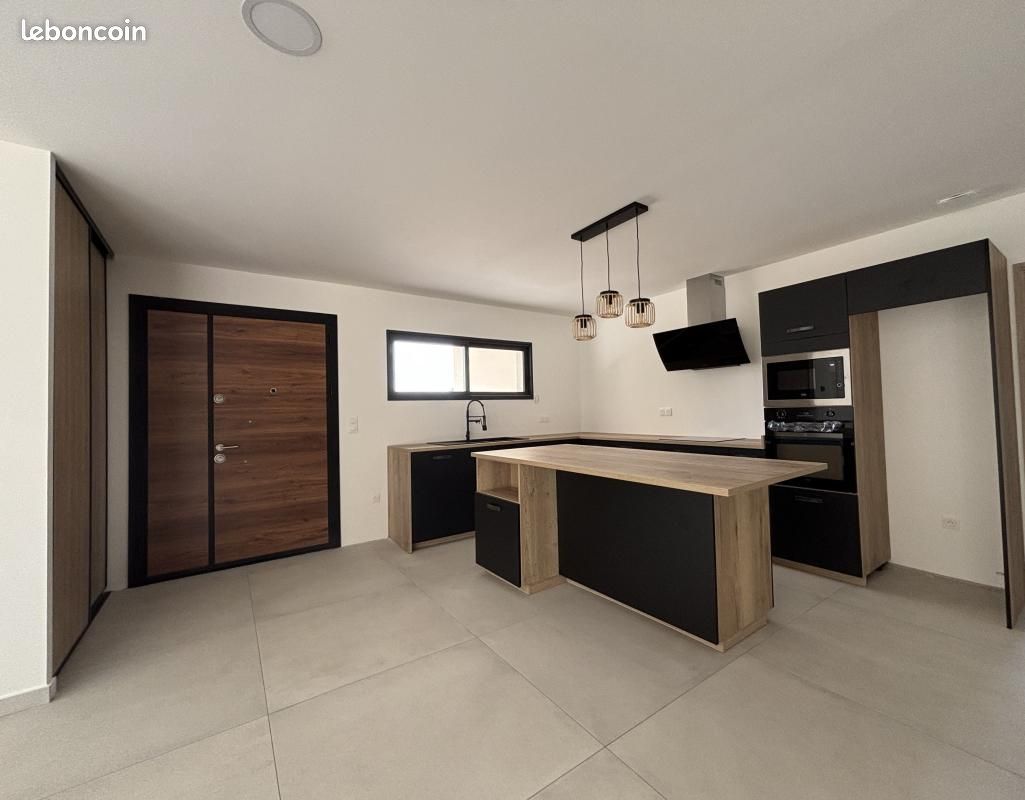 Maison 4 pièces 144 m² · à Caussade · 144 m² · 370 000 €