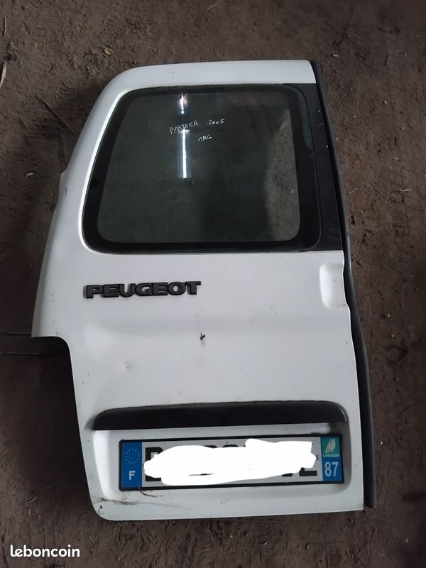 Porte arrière gauche Peugeot partner 2005 (image 1)