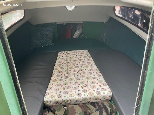 Bateau cabine (image 3)