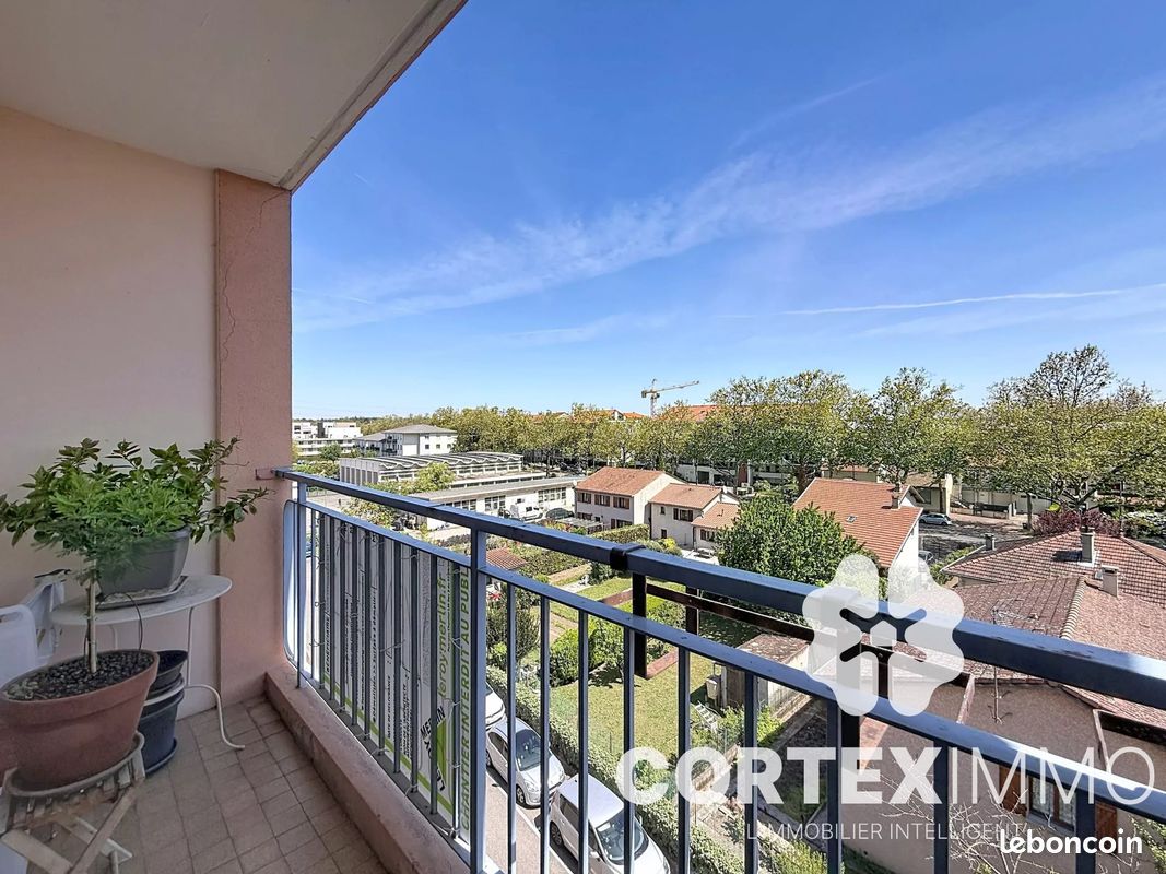 Appartement 4 pièces 69 m² · à Vénissieux · 69 m² · 172 000 €