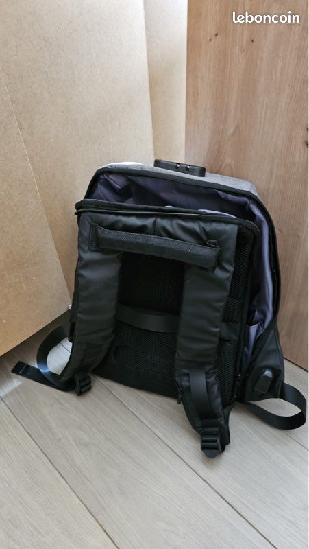 Sac à dos conecté (image 1)
