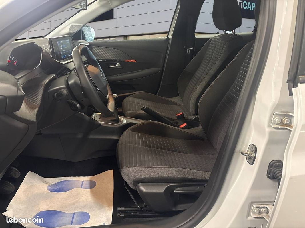 PEUGEOT 208 PureTech 100 S&S BVM6 Active (image 9)