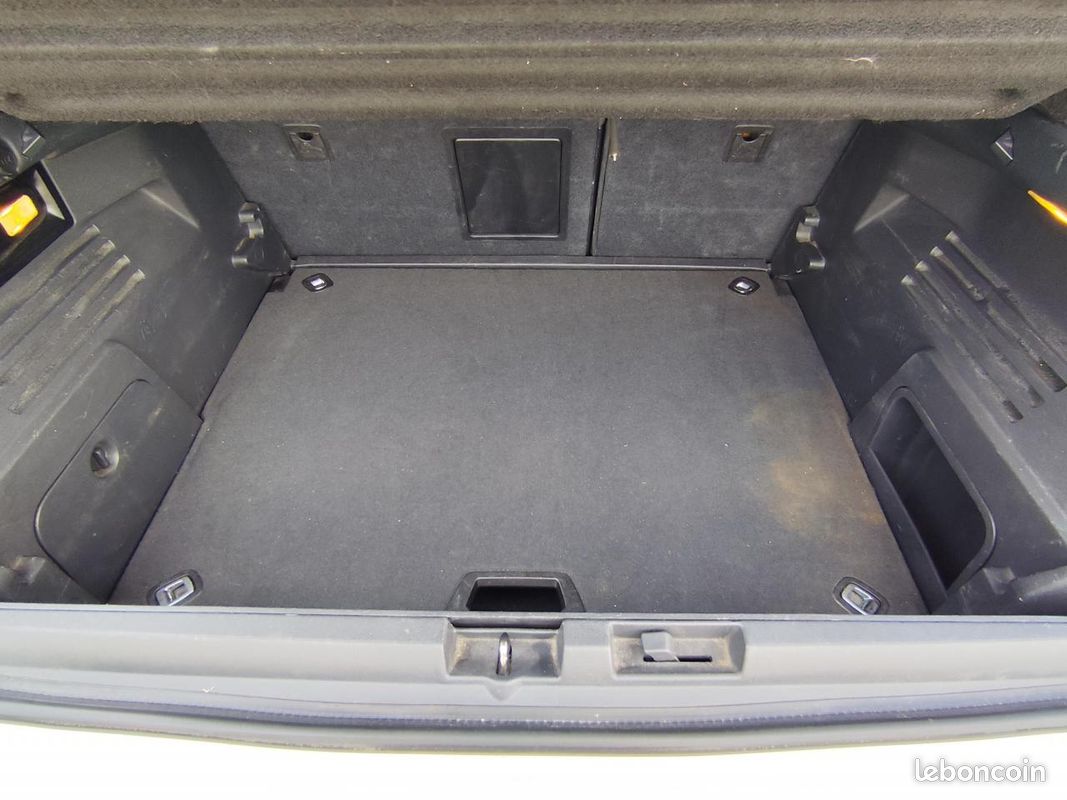 PEUGEOT 3008 1.6 e-HDi FAP - 115 - BV MP6 Business Pack PHASE 1 (image 31)