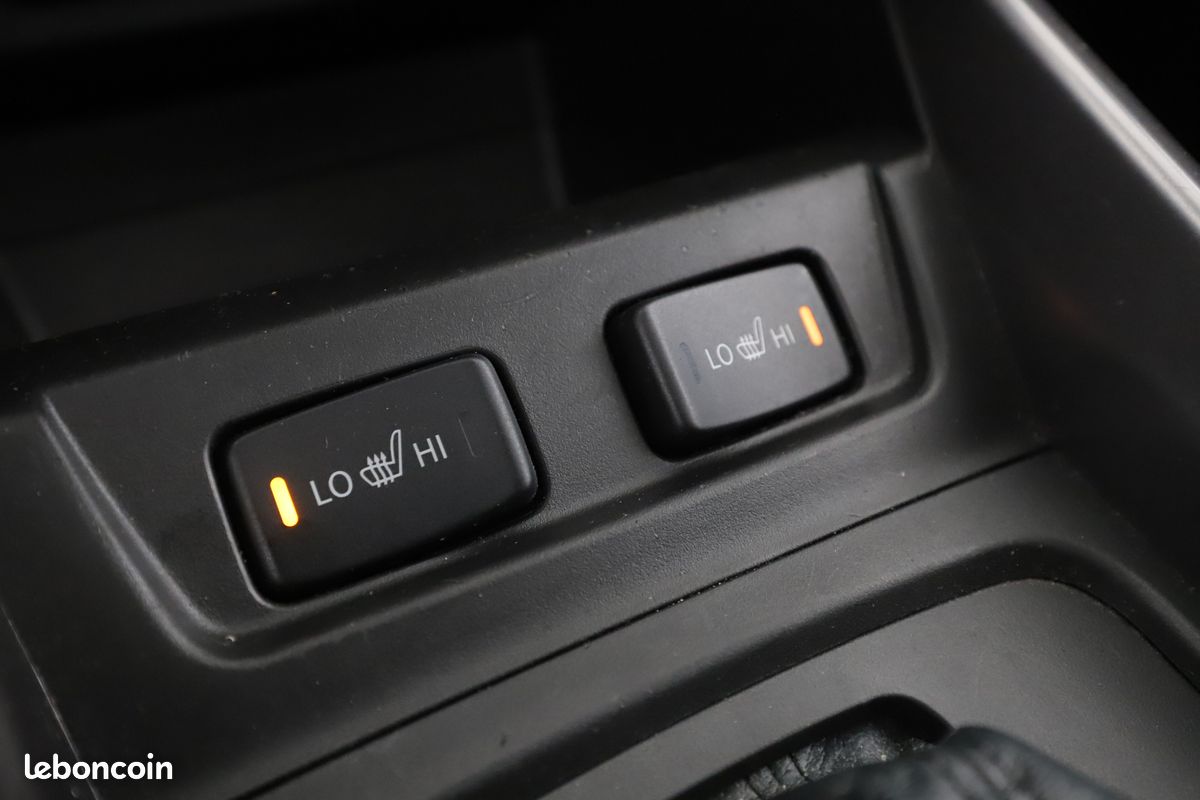Suzuki Vitara 1.4 BoosterJet Hybrid Style Auto 129 ch (image 20)