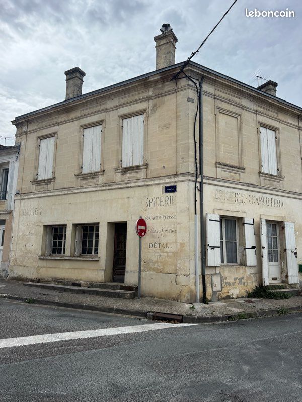 Maison 4 pièces 126 m² · à Portets · 126 m² · 125 000 €