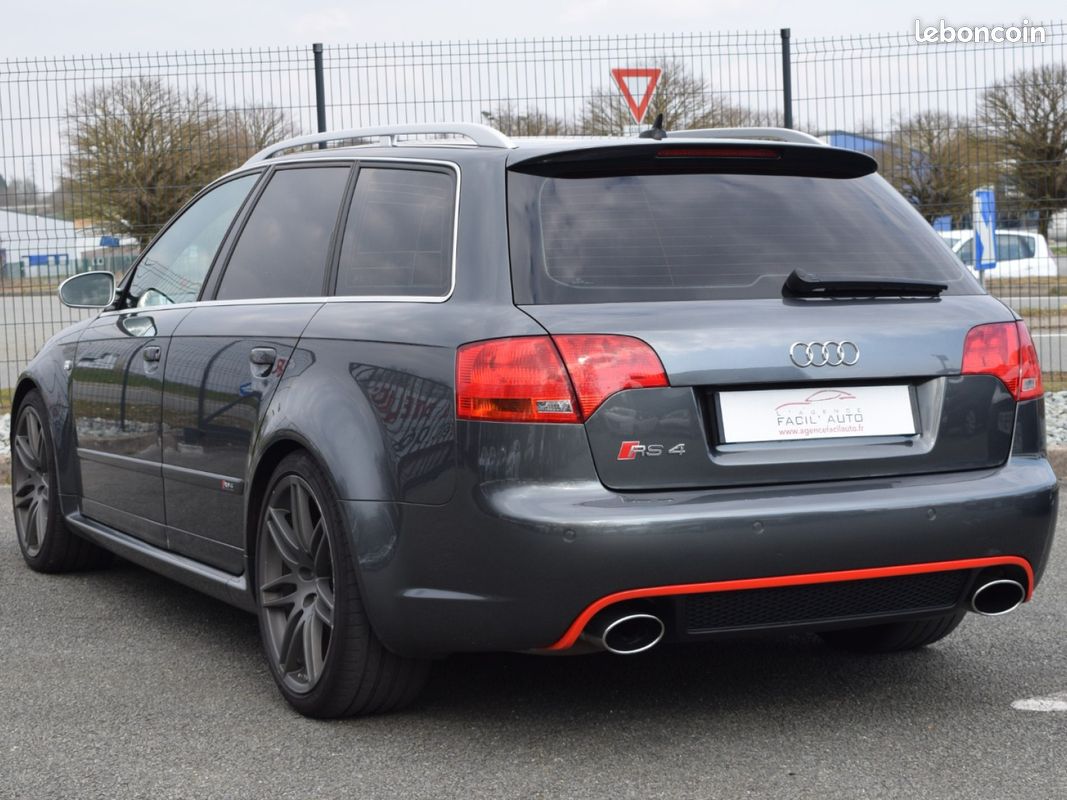 Audi rs4 avant b7 4.2 v8 420cv quattro bvm6 / pack f1 / pack carbone / disques ceramique / systeme bose (image 4)