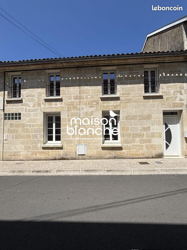 Maison 4 pièces 117 m² · à Coutras · 117 m² · 990 €