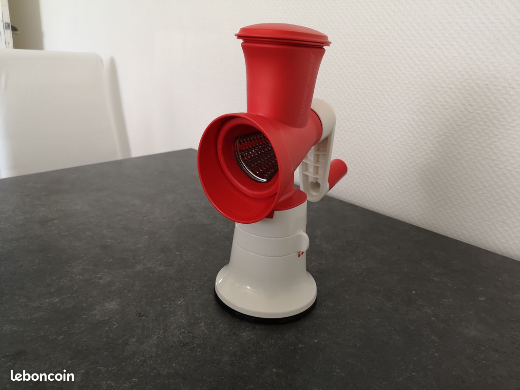 Râpe Adaptachef Tupperware Neuve, jamais servie (image 2)